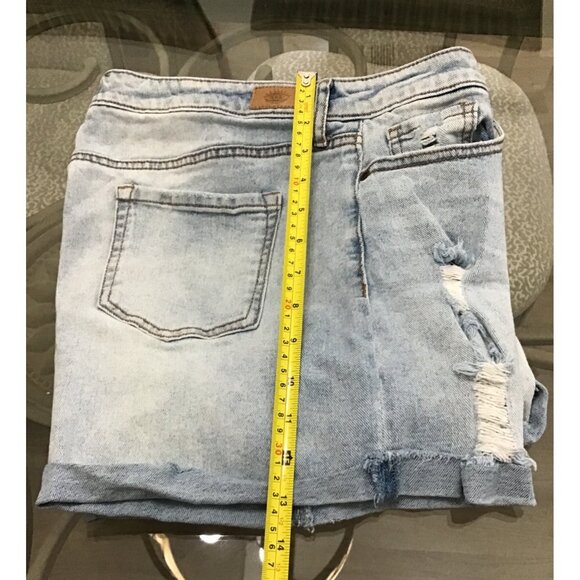 SOFIA VERGARA WOMENS LILA CUT OFF DENIM SHORTS SIZE 12 - Picture 6 of 6